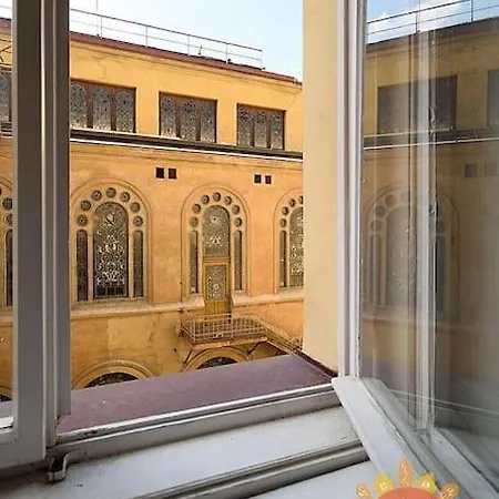 شقة Calm Space With Look At The Jubilee Synagogue براغ
