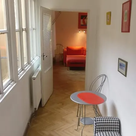 Calm Space With Look At The Jubilee Synagogue Apartman Prága